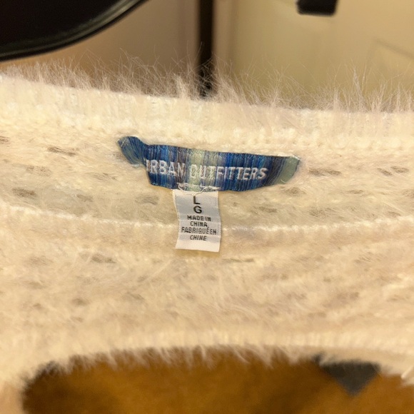 White Knit Cropped Sweater Shrug - Picture 2 of 2